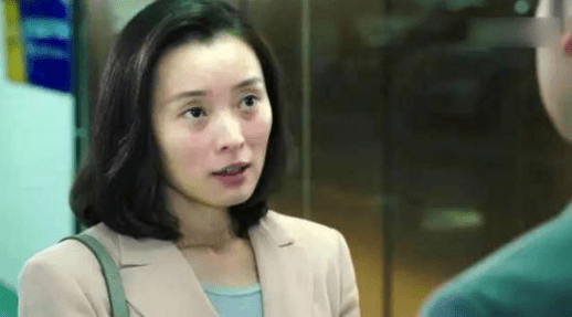 水果奶奶的微笑，揭秘角色扮演者与背后的温馨故事