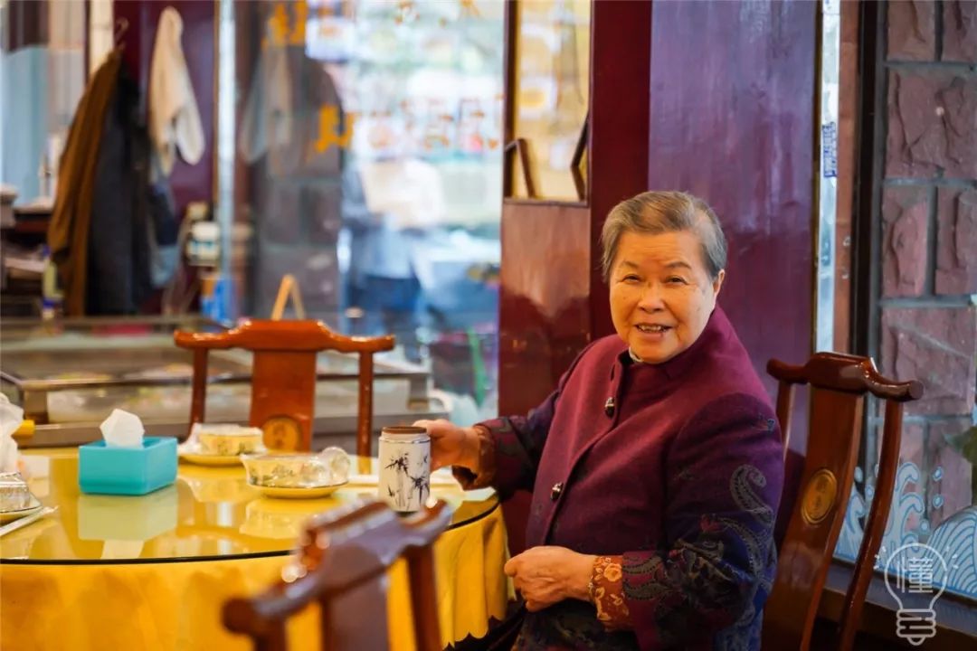 探秘香港水果奶奶，官方资料与美味传承的秘密