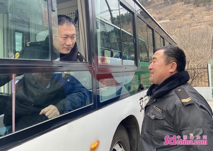 水果奶奶的神秘开奖，123470cm与下载奇遇