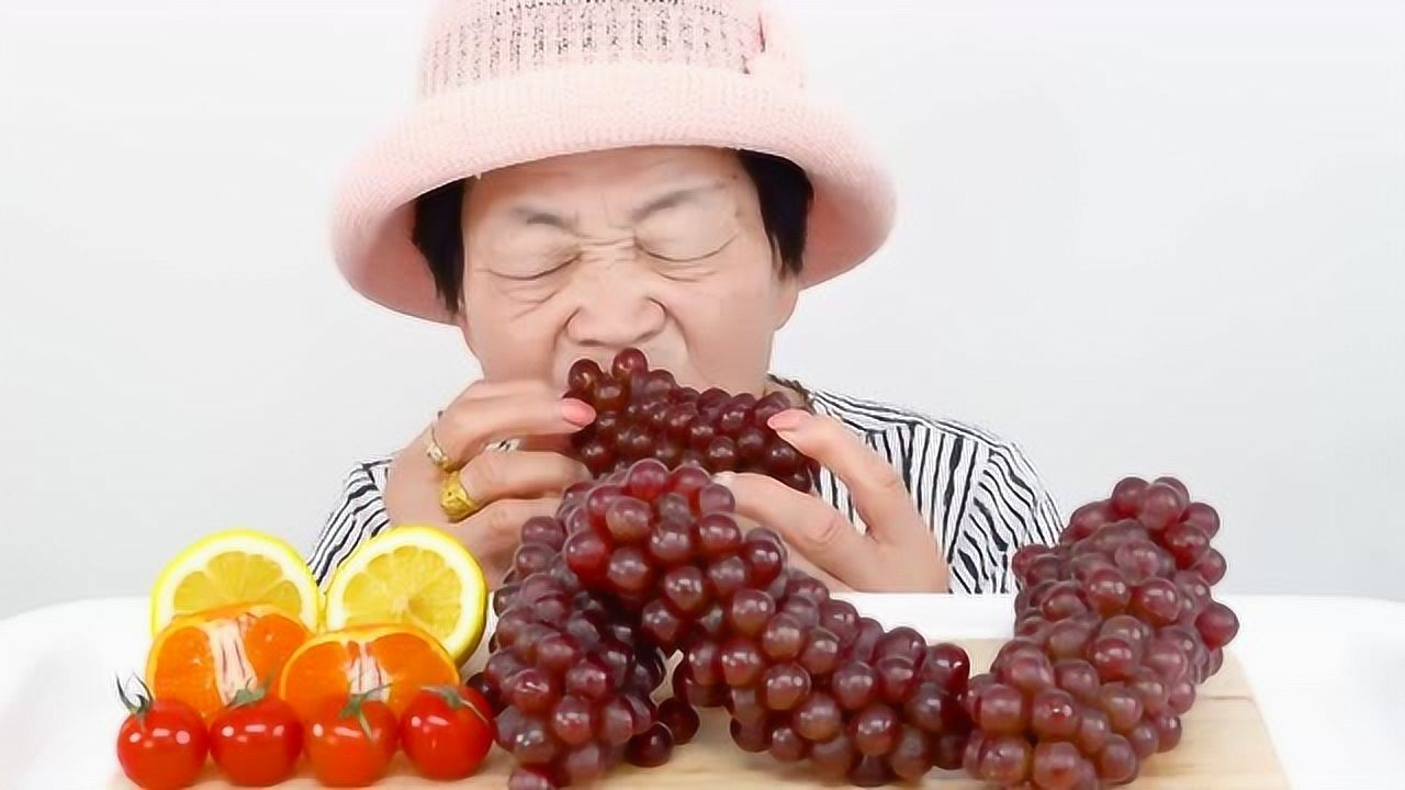 水果奶奶的精选技巧，解锁果篮里的美味秘密