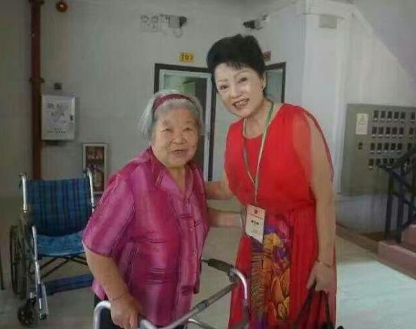 台湾第一代水果奶奶，林金花的甜蜜传奇