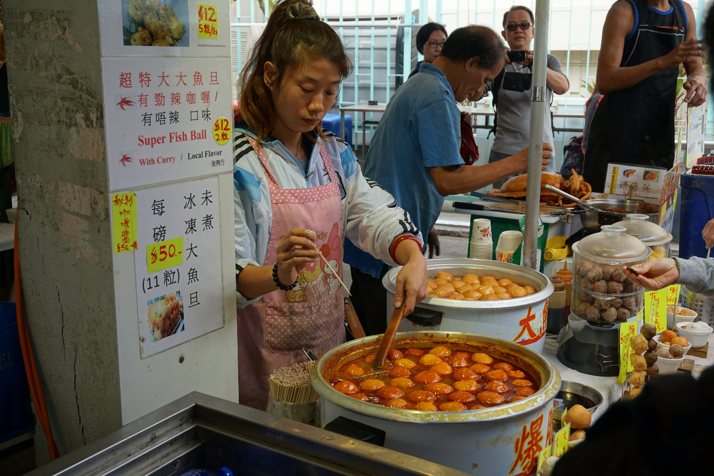 探访香港2019年水果奶奶的最新故事与影响