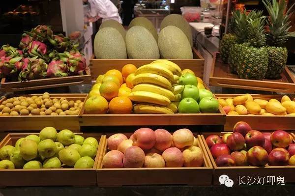 探秘香港，水果奶奶与兔费资料——一场味觉的盛宴