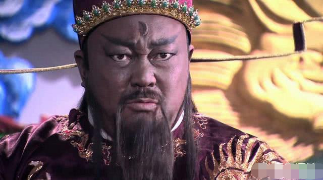 白小姐四肖必选与包青天智慧—解读期期的脑筋急转弯白小姐六肖选一肖中包青天
