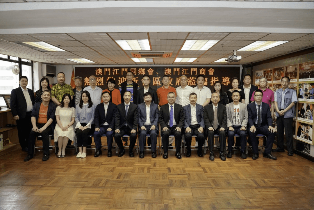 免费下载204年新澳资料大全，正版资源的价值与获取方式新澳门网