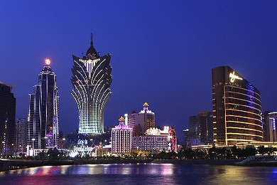 2046年澳门正版免费大全，探索未来娱乐的无限可能2024年澳门正版免费大全雷锋救民1码