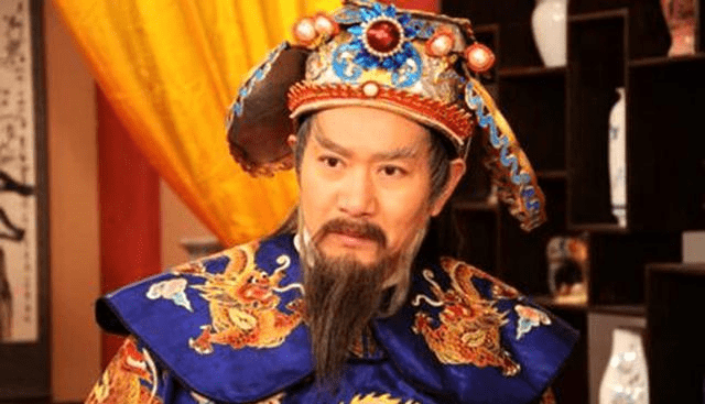 白小姐四肖必选期期的智慧与包青天的公正—探寻生活中的脑筋急转弯白小姐四肖必选期期中脑筋急不象白小