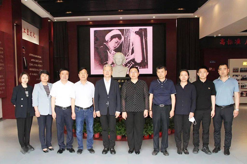 2035年澳门资料大全，探索未来与传承的交汇点2023澳门资料正版大全软件