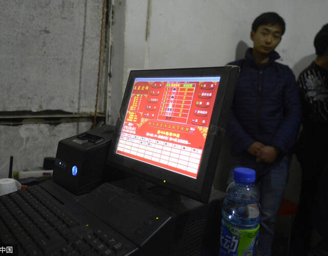 澳门六开彩，今晚的幸运之舞—新澳门的现场视频揭秘2025澳门今晚开奖结果